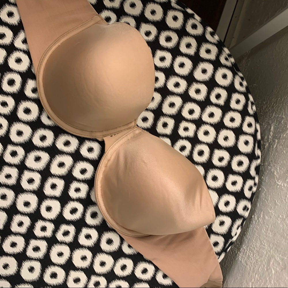 Strapless Victoria’s Secret Bra